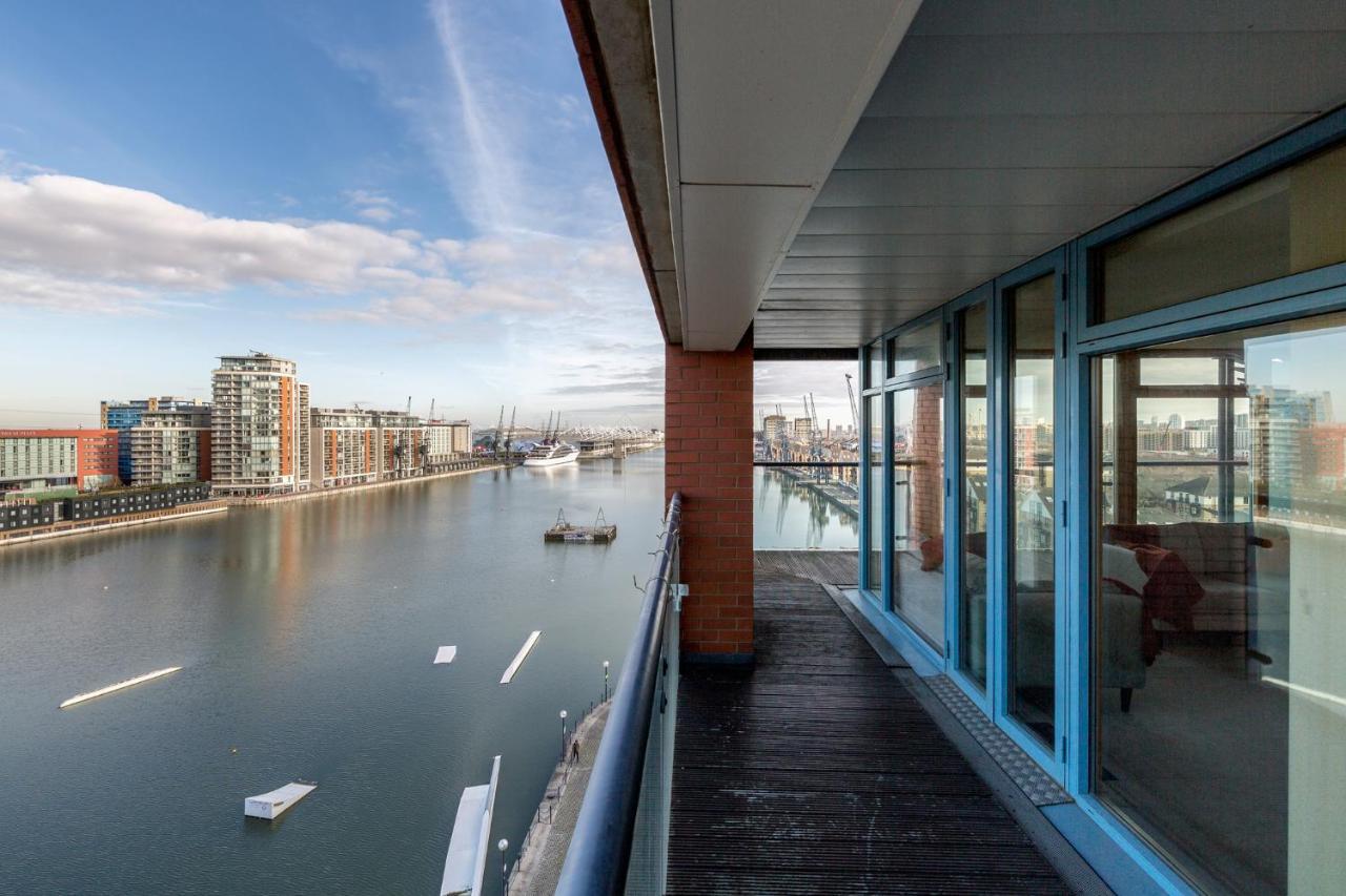 Royal Docks Penthouse Apartment London Exterior photo